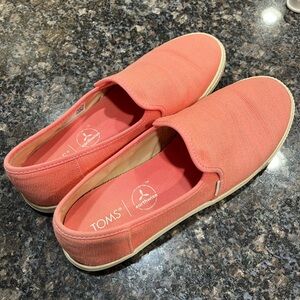 TOMS Women's Coral Slip-On Shoes